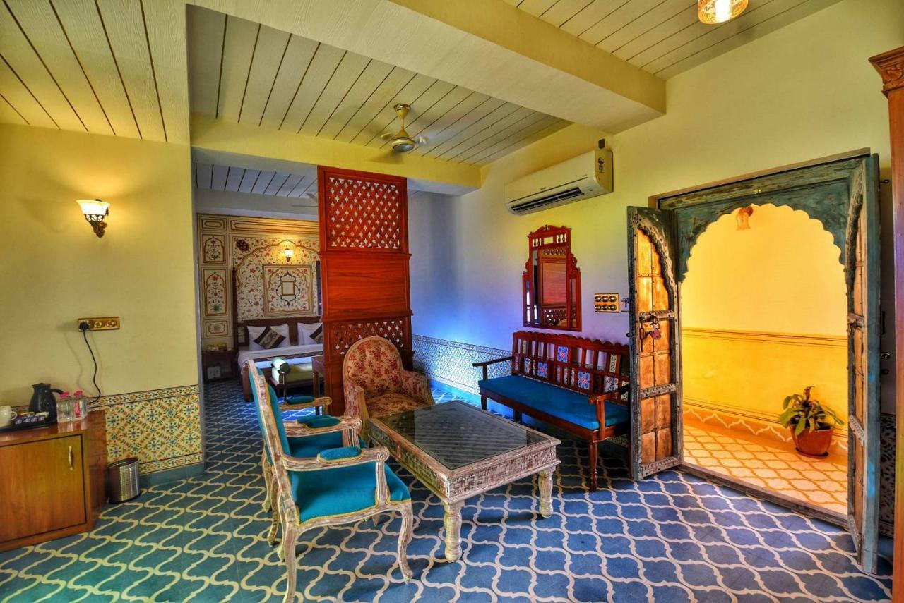 Nirbana Palace - A Heritage Hotel And Spa Dzsaipur Kültér fotó
