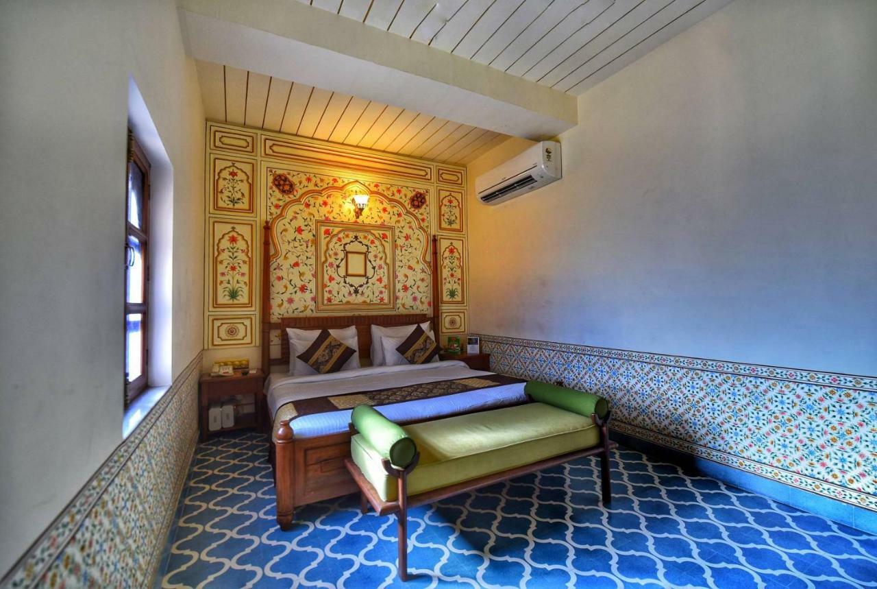 Nirbana Palace - A Heritage Hotel And Spa Dzsaipur Kültér fotó
