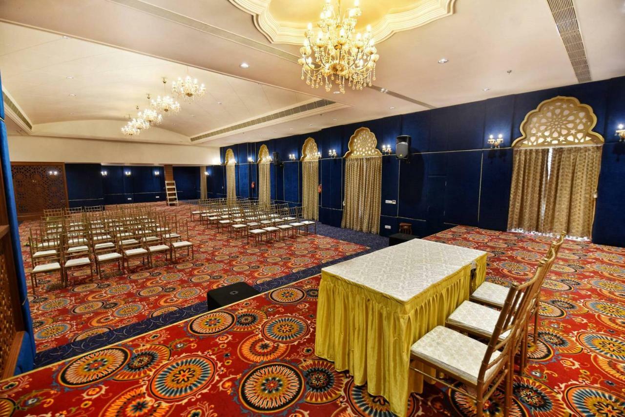 Nirbana Palace - A Heritage Hotel And Spa Dzsaipur Kültér fotó