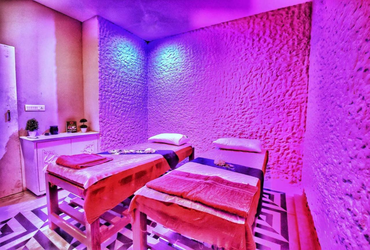 Nirbana Palace - A Heritage Hotel And Spa Dzsaipur Kültér fotó